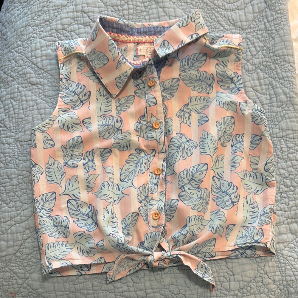 Girl’s Leaf Print Sleeveless Shirt
